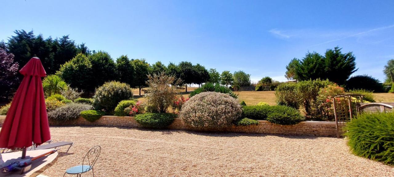 Le Domaine Des Roseraies Monfréville Exteriér fotografie
