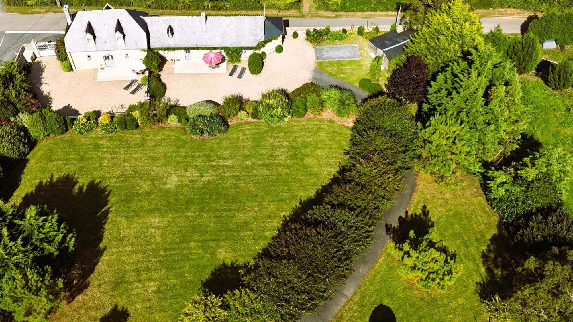 Le Domaine Des Roseraies Monfréville Exteriér fotografie